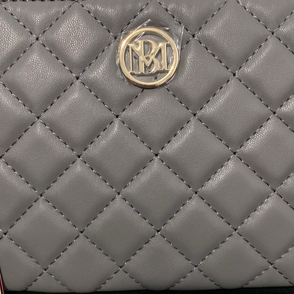 Badgley Mischka Diamond Quilted Clutch Wristlet NWT - Picture 2 of 5
